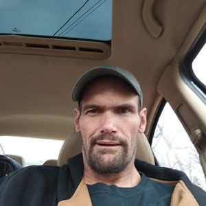 Meet your Posher, Chad